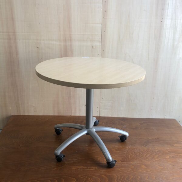 Table ronde Strafor – Image 2