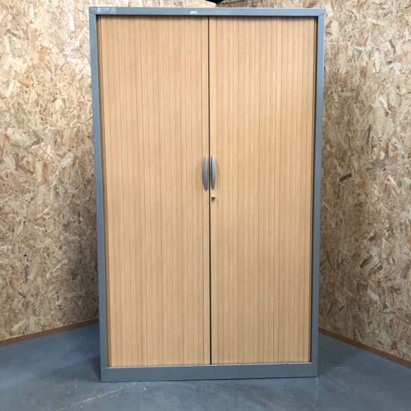 Armoire métallique rideaux coulissants