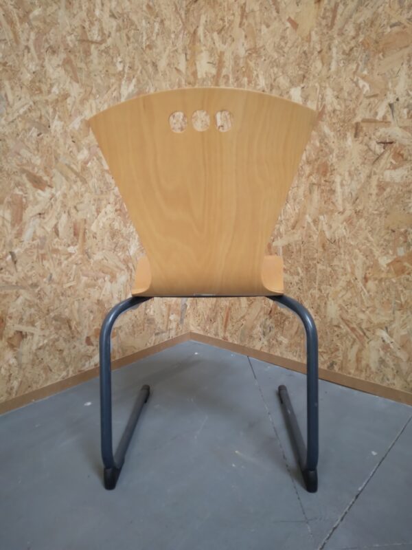 Chaise de restauration – Image 4