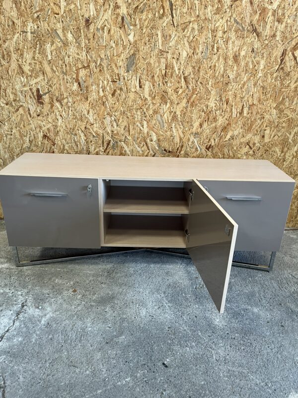 Armoire basse portes battantes – Image 2