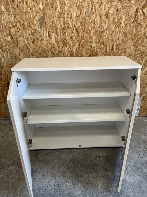Armoire mi haute portes battantes Haworth – Image 2