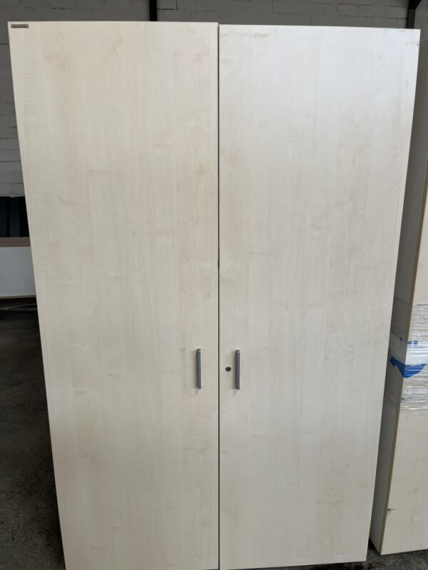 Armoire haute portes battantes Haworth