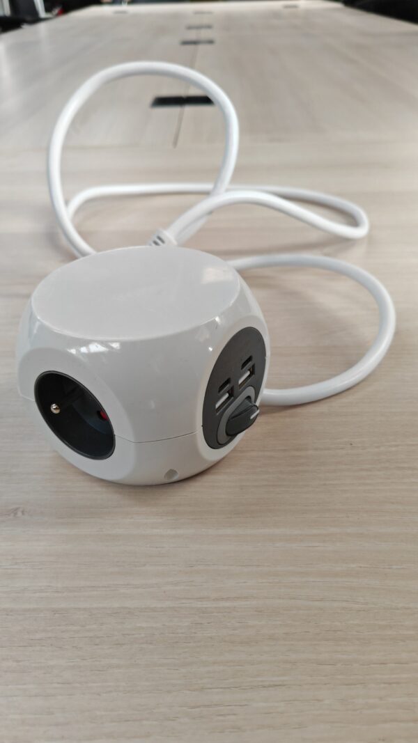 Multiprise Cube – Image 2