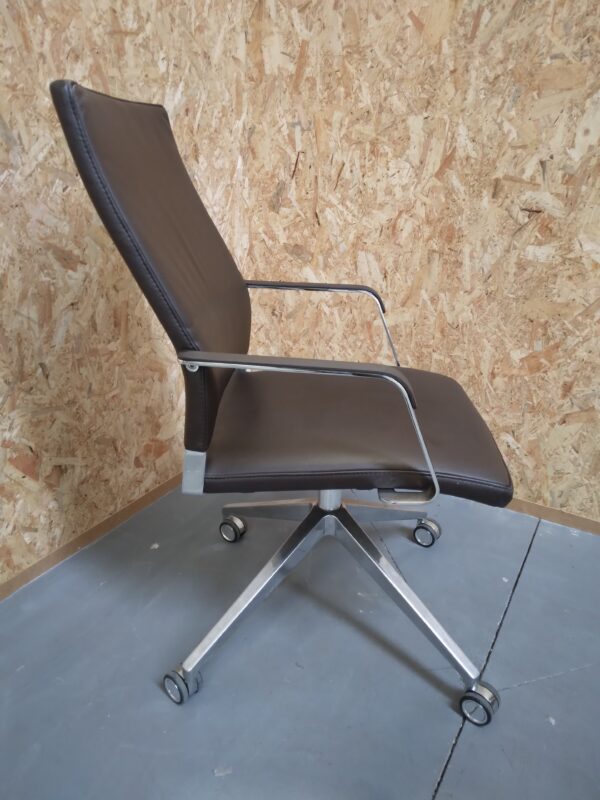 Fauteuil de bureau sur roulettes – Image 2