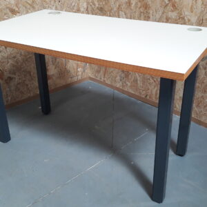 Bureau 70 x 122 cm