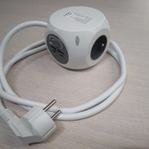 Multiprises - Voleur de 3 prises avec interrupteur et ports USB-A et USB-C