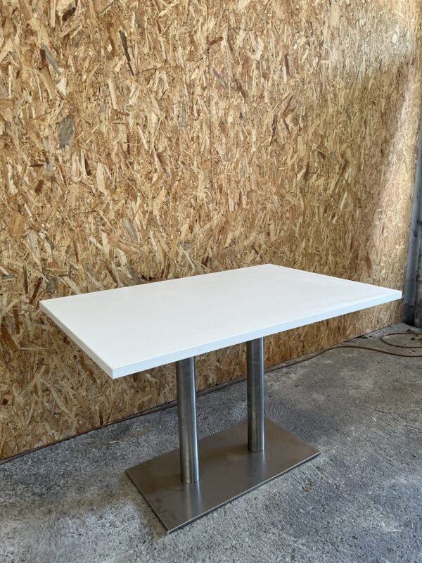 Table de restauration - 4 pers – Image 4