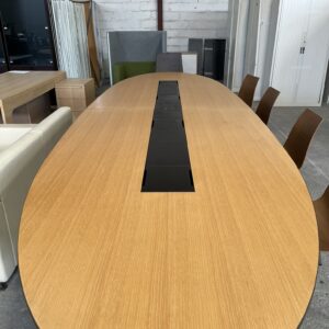 Grande Table de réunion en bois