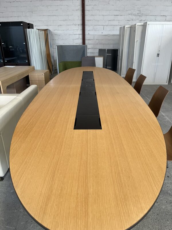 Grande Table de réunion en bois