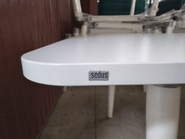 Table de réunion – Image 3