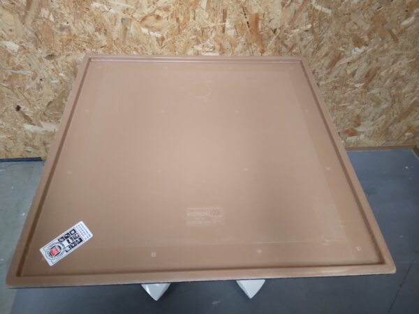 Plateau stratifié moulé pour table de terrasse – carré - violet / noir – Image 2
