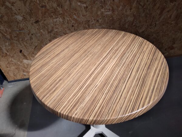 Plateau stratifié moulé pour table de terrasse – rond