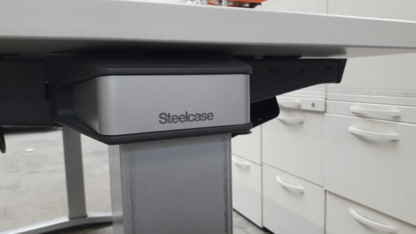 Bureau électrique Steelcase 80 x 180 cm – Image 2