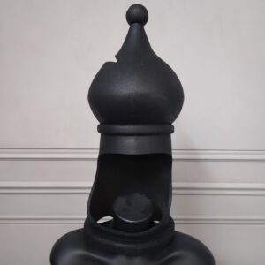 Chapeau d'échecs humain en mousse noir