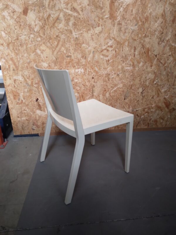 chaise 4 pieds KARTELL – Image 4