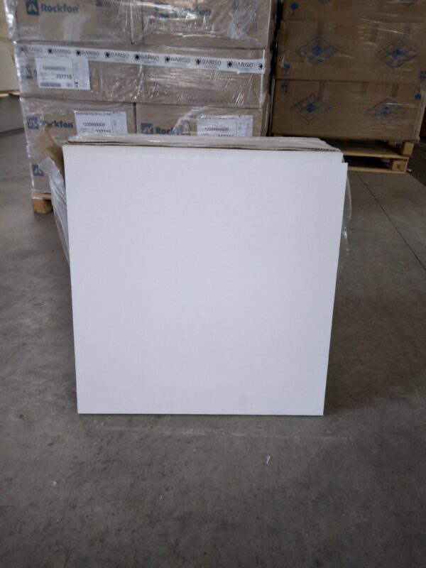 Dalle de plafond minérale lisse AMF Thermatex