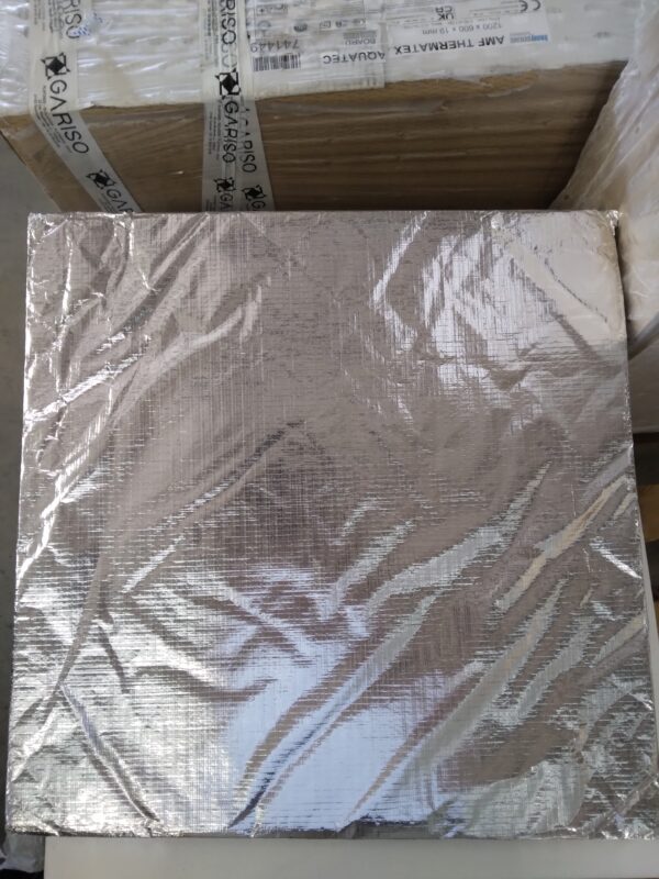 Isolant pour dalle de plafond metal
