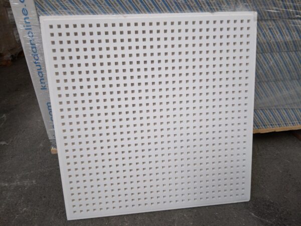 Dalle de faux plafond acoustique