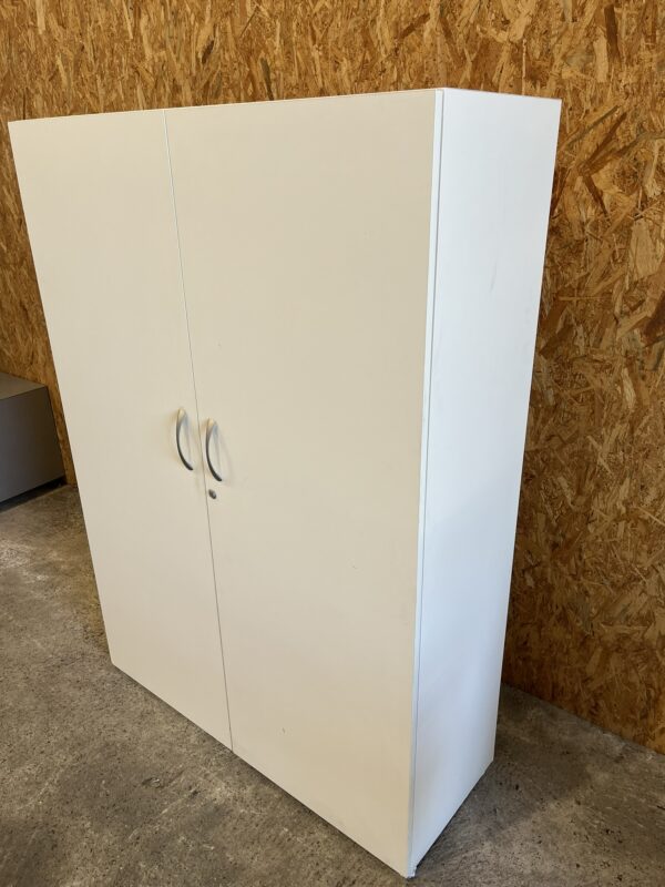 Armoire mi-haute blanche – Image 3