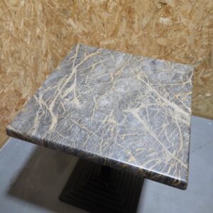 Plateau stratifié moulé pour table de terrasse – carré