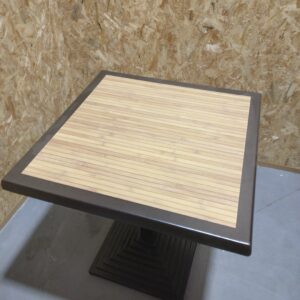 Plateau stratifié moulé pour table de terrasse – carré