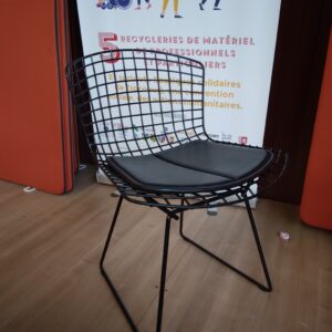 Chaise Bertola pour Knoll