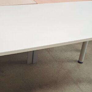 Bureau Blanc