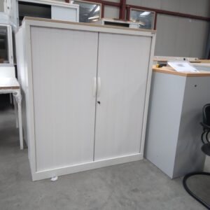 Armoire mi-haute MAJENCIA