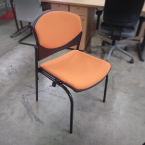 Chaise DAUPHIN orange